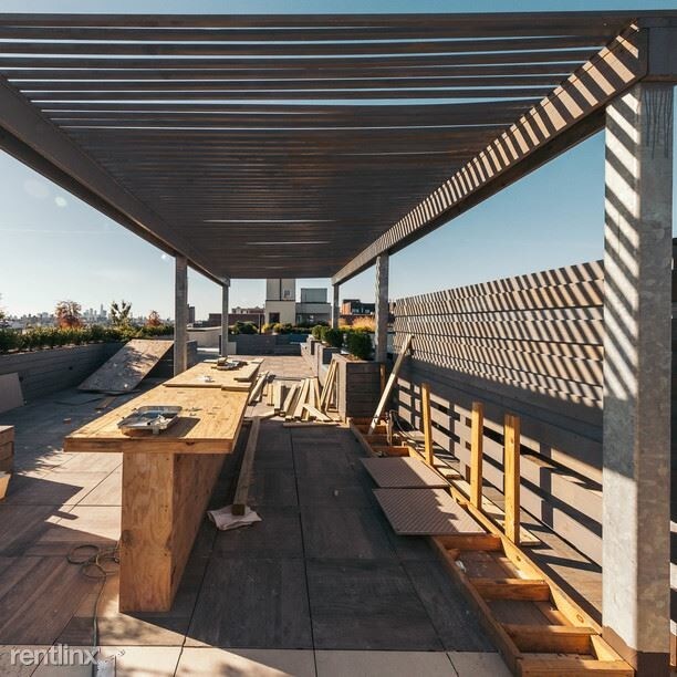 Foto del edificio - 85 Wyckoff Ave