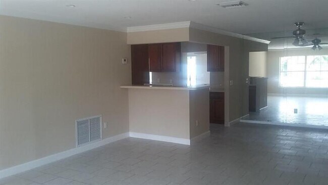 Foto del edificio - 22359 SW 65th Ave