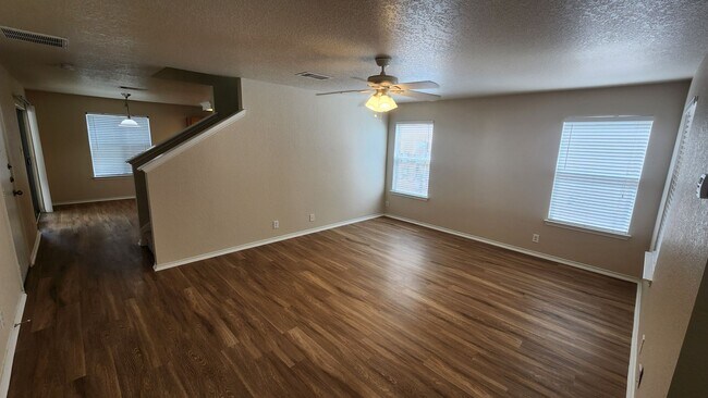 Building Photo - UTSA AREA /Maverick Creek