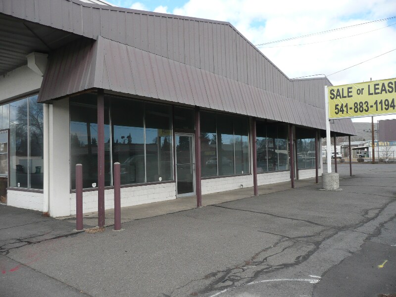 Building Photo - 4609 S 6th St