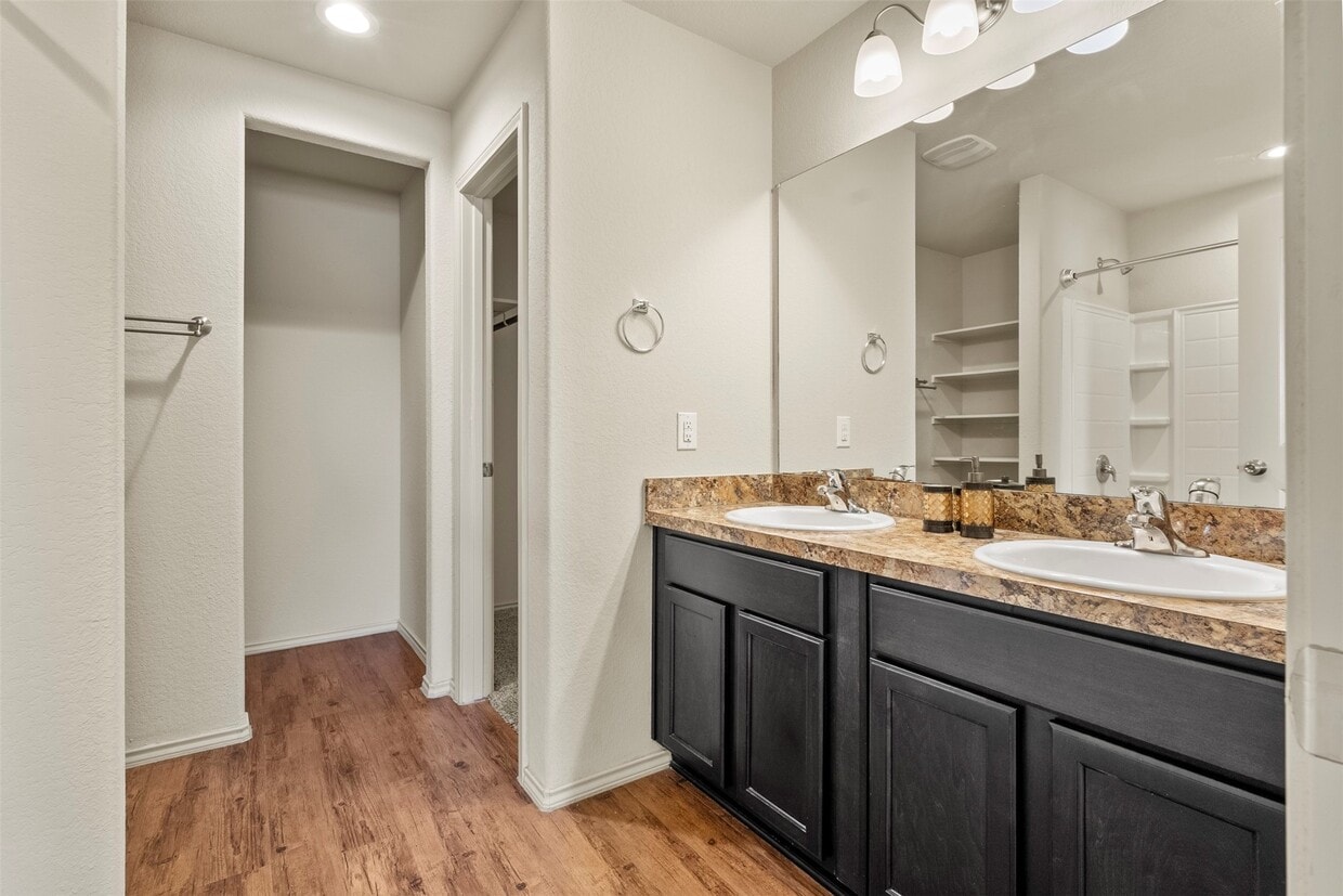 Foto principal - 15470 Rancho Joya Wy
