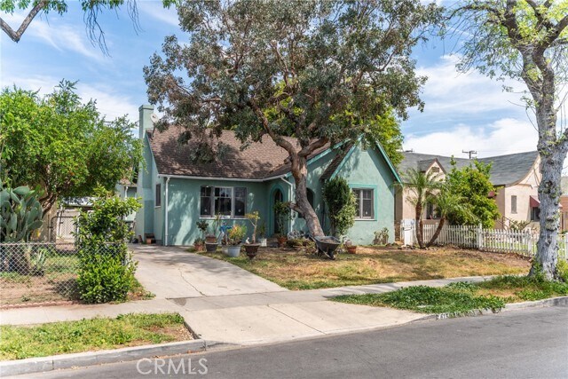 Foto del edificio - 615 E Bishop St