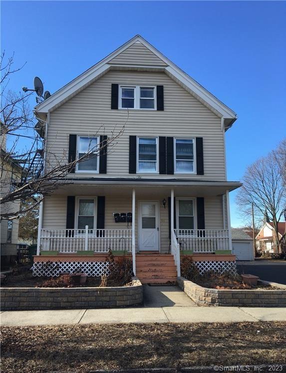 54 Washington St, Wallingford, CT 06492 Room for Rent in Wallingford