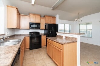 Building Photo - 6300 Clear Brook Dr