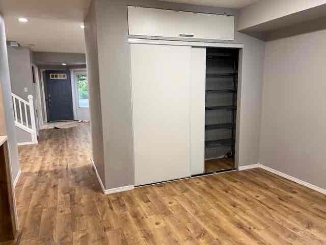Building Photo - 5712 S Grove Dr