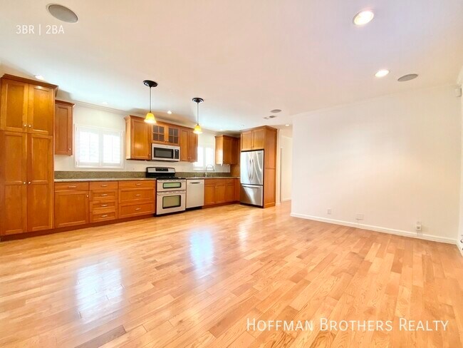 Building Photo - 4162 Alla Rd