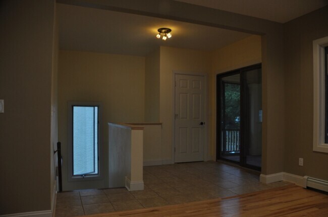 Foto del edificio - 2515 Pleasant Ave