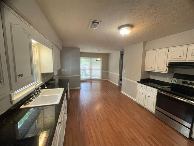 Building Photo - 105 Kimberly Drive