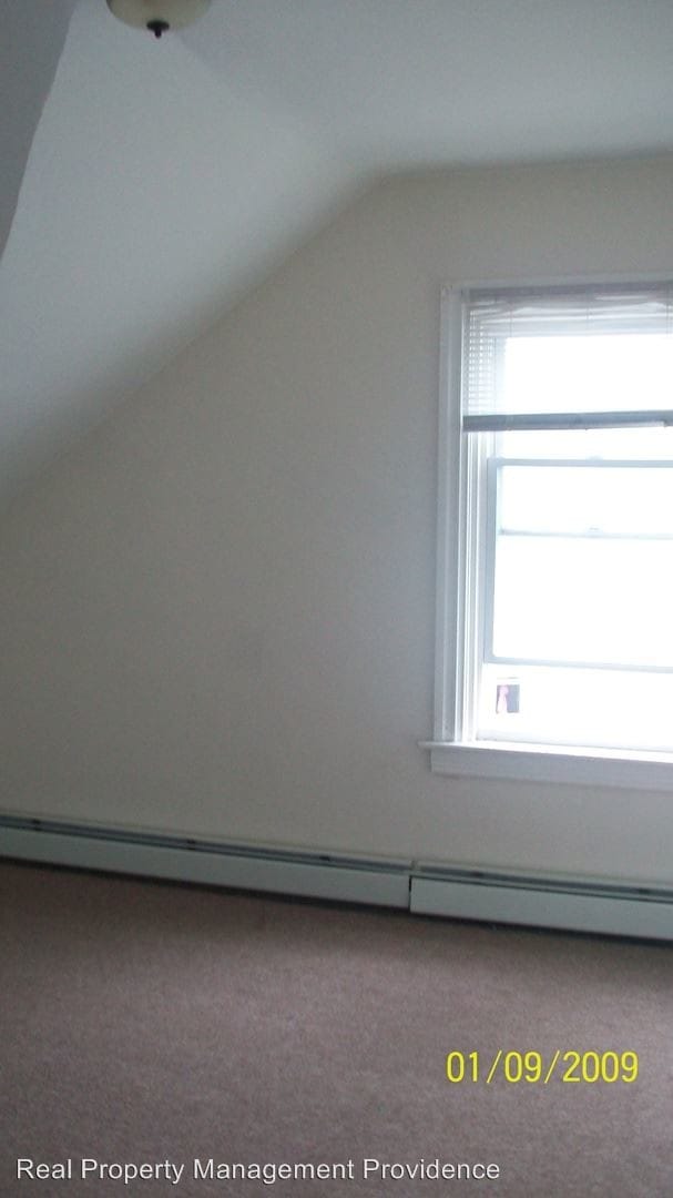 Building Photo - 487 Chalkstone Ave