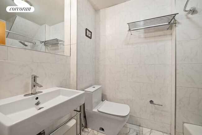 Foto del edificio - 138 Hoyt St