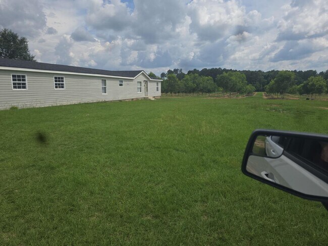 Building Photo - 4441 Mennonite Church Rd