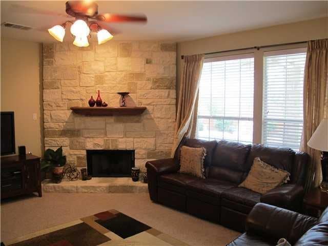 Foto del edificio - 15505 Staked Plains Loop