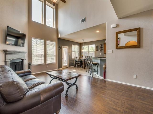 Building Photo - 870 English Ivy Dr