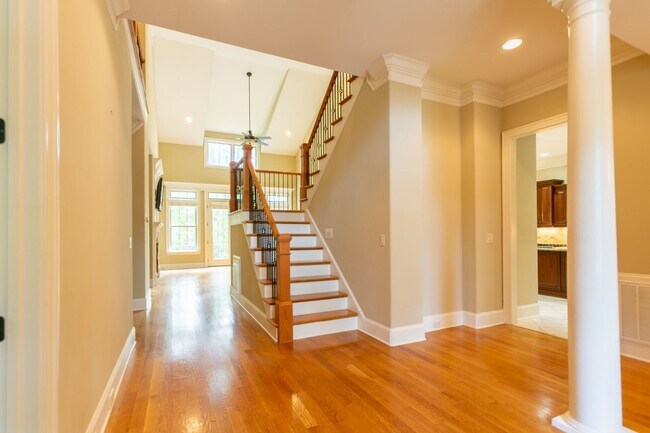 Foto del edificio - Custom Governor's Club Home - Gorgeous 1.4...