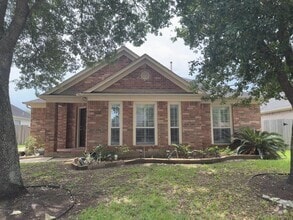 Building Photo - 3815 Lake Edinburg Ln