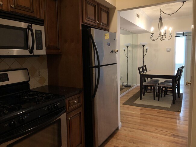 Building Photo - 26 Wachusett St