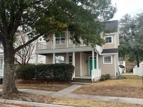 Building Photo - 65 10th Ave