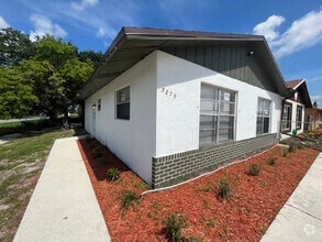 Building Photo - 5879 Bahama Ct