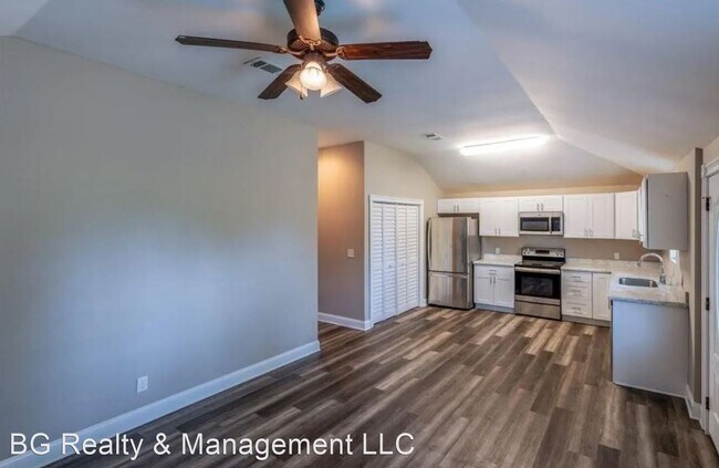 Foto del edificio - 3 br, 2 bath House - 625 Fall St