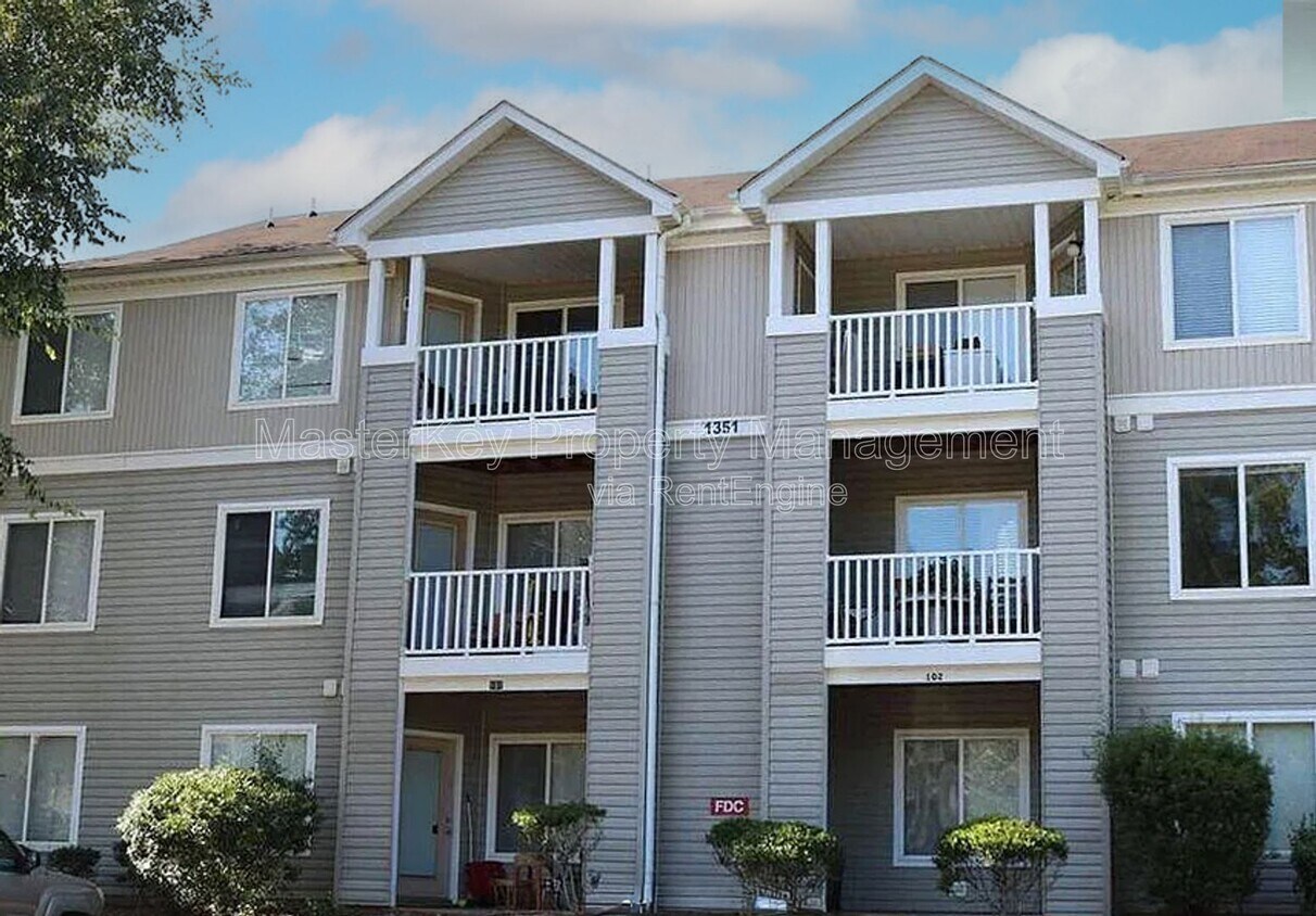 Foto principal - 1351 Crab Orchard Dr