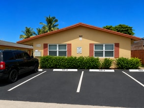 Building Photo - 920 SW 15th Terrace