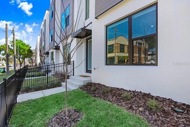 Foto del edificio - 2506 W Cleveland St