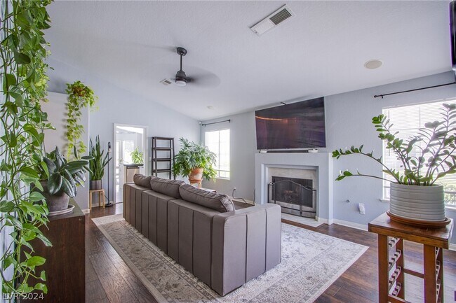 Building Photo - 1525 Imperial Cup Dr