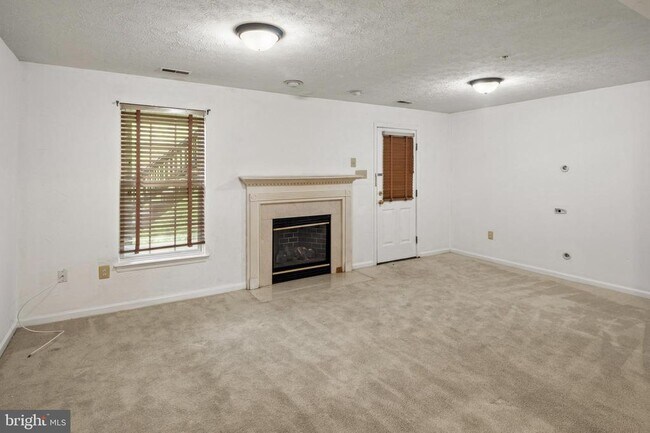 Foto del edificio - 9805 Redwing Dr