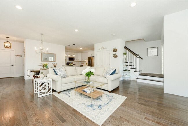 Building Photo - 18 Cleary Cir