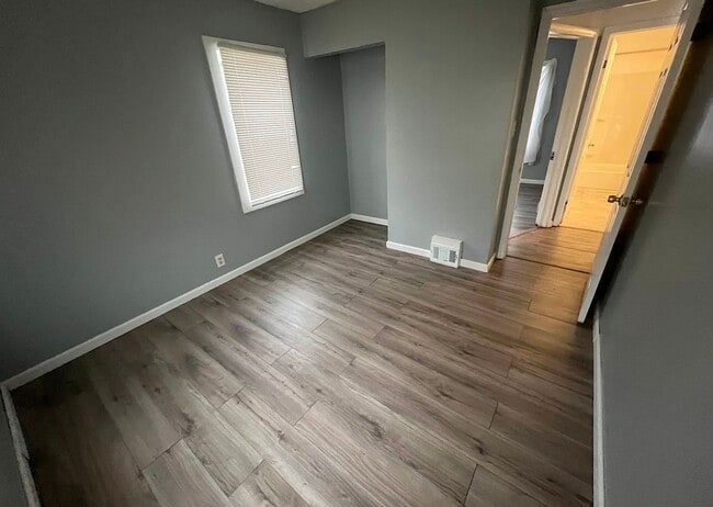 Building Photo - 2210 Blades Ave