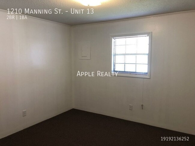 Building Photo - 1210 Manning St