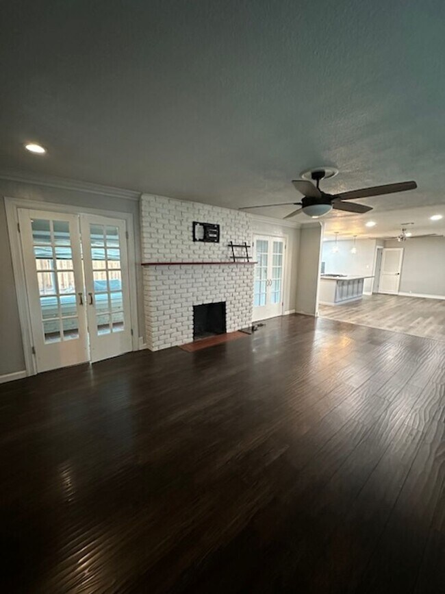 Foto del edificio - 2550 4th Ave