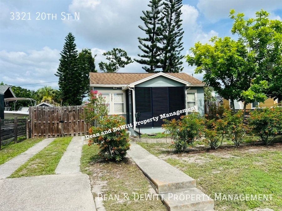 Primary Photo - 3321 20th St N