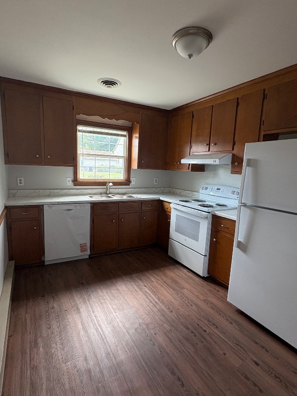 Building Photo - 1252 Gatewood Rd