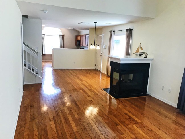Building Photo - 5201 Chicory Ln