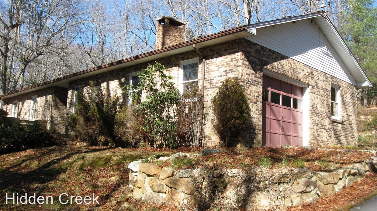 Primary Photo - 3 br, 1 bath House - 4793 Castleford Road