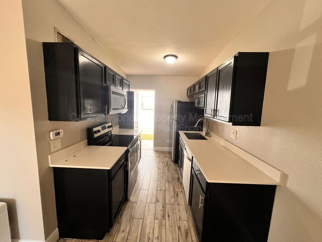 Building Photo - 1502 Michigan Ave