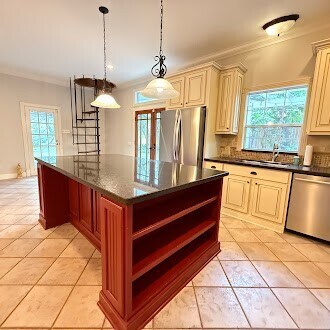 Foto del edificio - 3126 Wroxton Rd