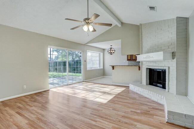 Building Photo - 4059 Postwood Dr