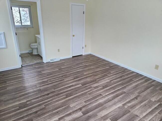 Foto del edificio - Remodeled master suite