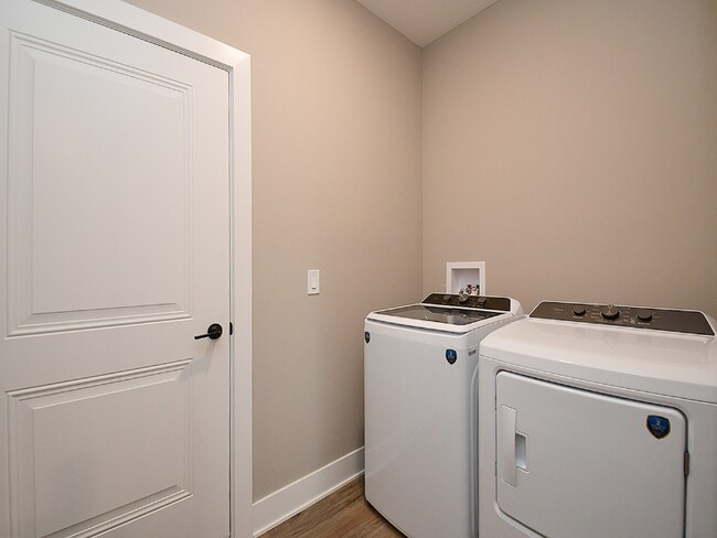 Foto del edificio - 17640 Greenleaf St