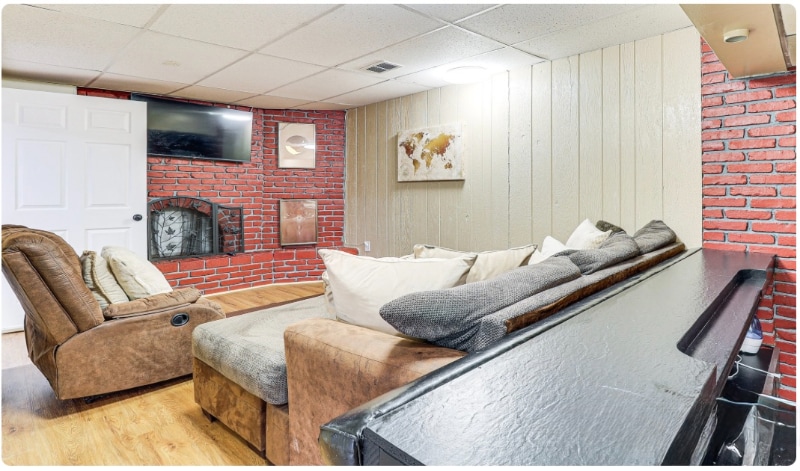 Primary Photo - 312 Millet Ln