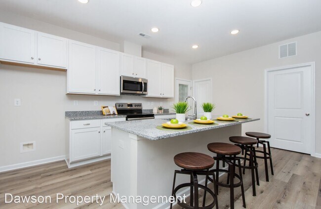 Foto del edificio - 3 br, 2.5 bath House - 3714 Small Ave