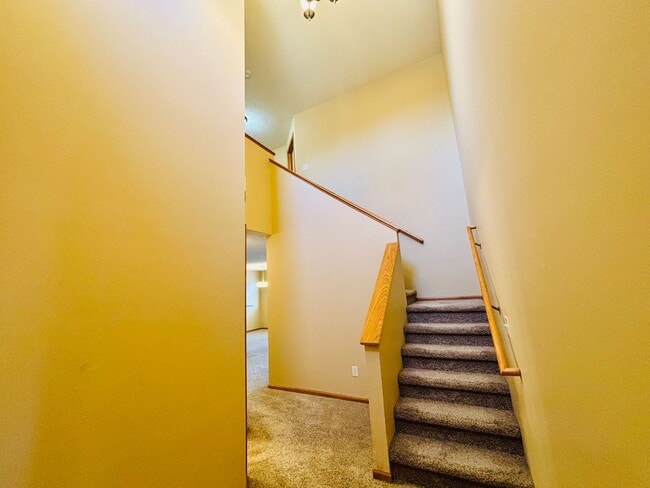 Photo - Beautiful Townhouse in Elkhorn School District