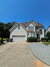 Building Photo - 3007 Oakdale Rd