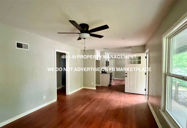Building Photo - 7306 Glenwood Ln