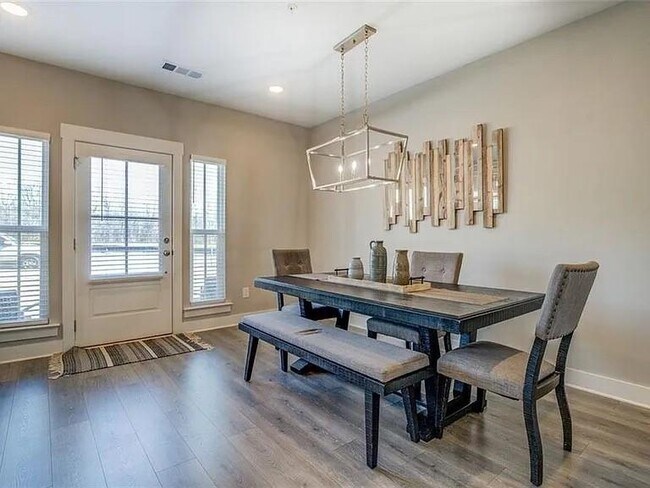 Foto del edificio - 1840 Eastmore Ave SW