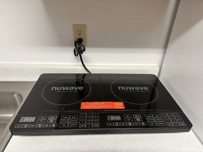 Building Photo - 100 Robert Ave