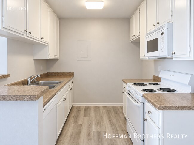 Foto del edificio - 3745 Glendon Ave