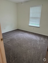 Building Photo - 1703 Cypress Ct